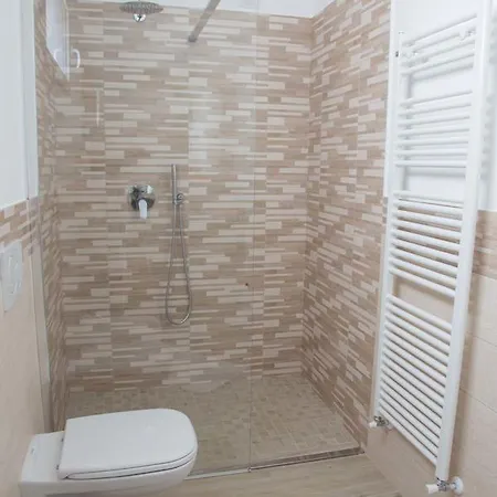Oda ve Kahvaltı La Rosa Bellagio